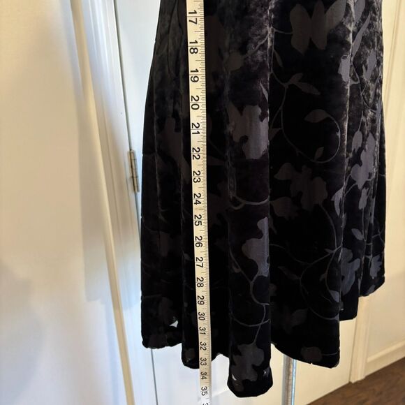Vintage 8 S.L. Petites Black Velvet Floral 90s Whimsygoth Party Mini Dress LBD - Picture 7 of 8